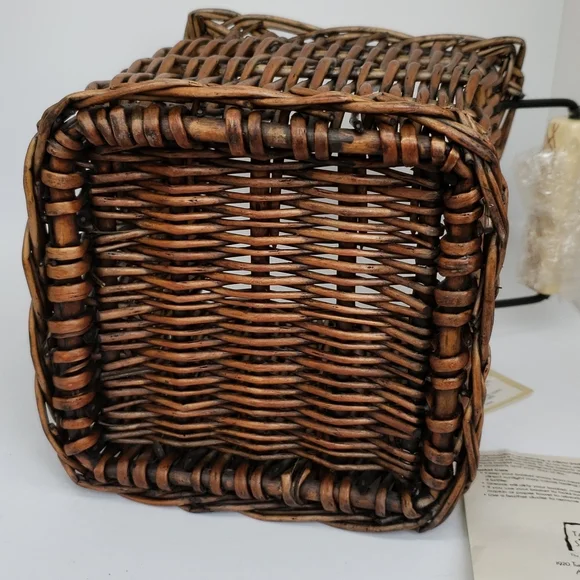 SALE!!! 3 FOR $15 Tastefully Simple Utensil holder- wicker - Picture 7 of 12